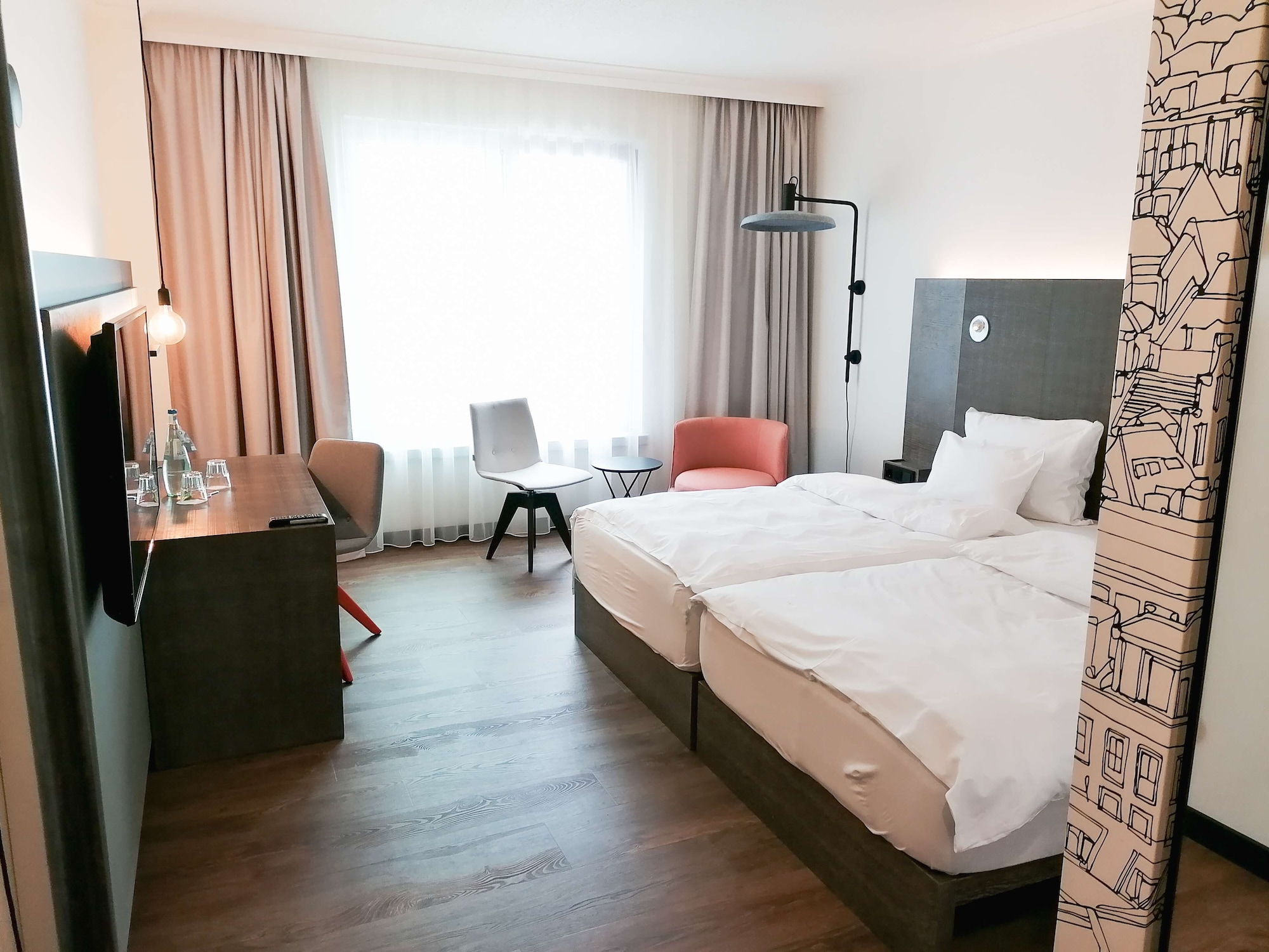 Penta, Standard, Queen Bed، PENTAHOTEL ROSTOCK 3/10