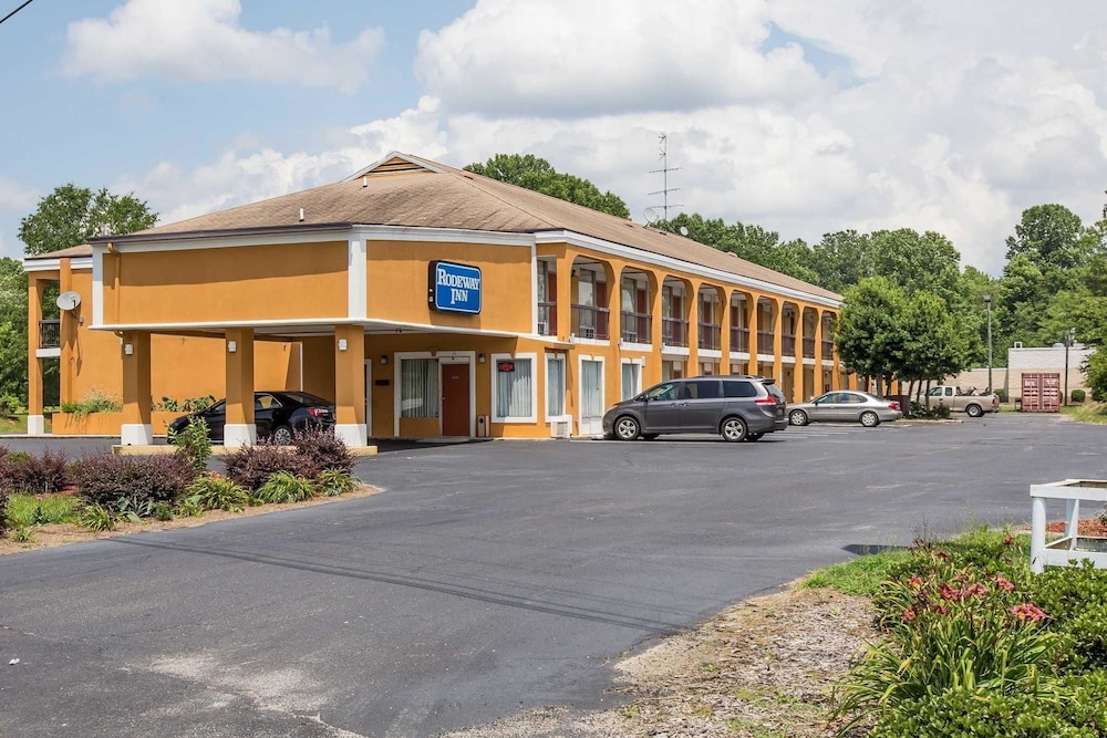 Rodeway Inn Laurens SC 3/24