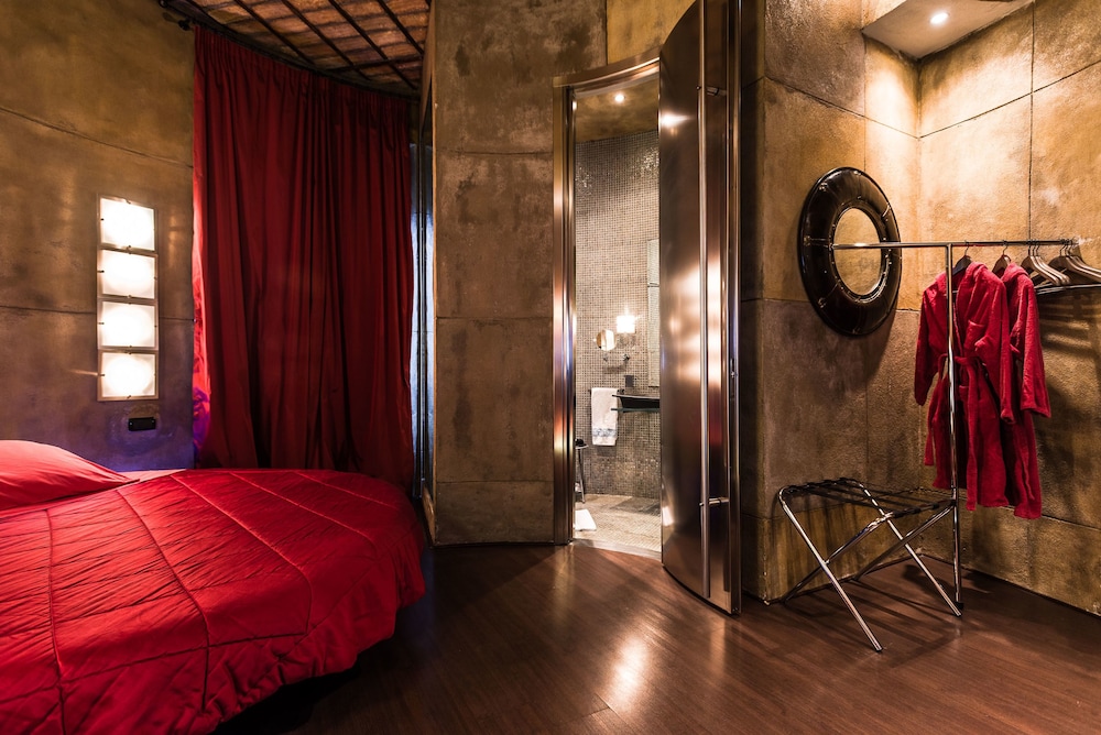 Mdm Luxury Rooms Guest House 12/50