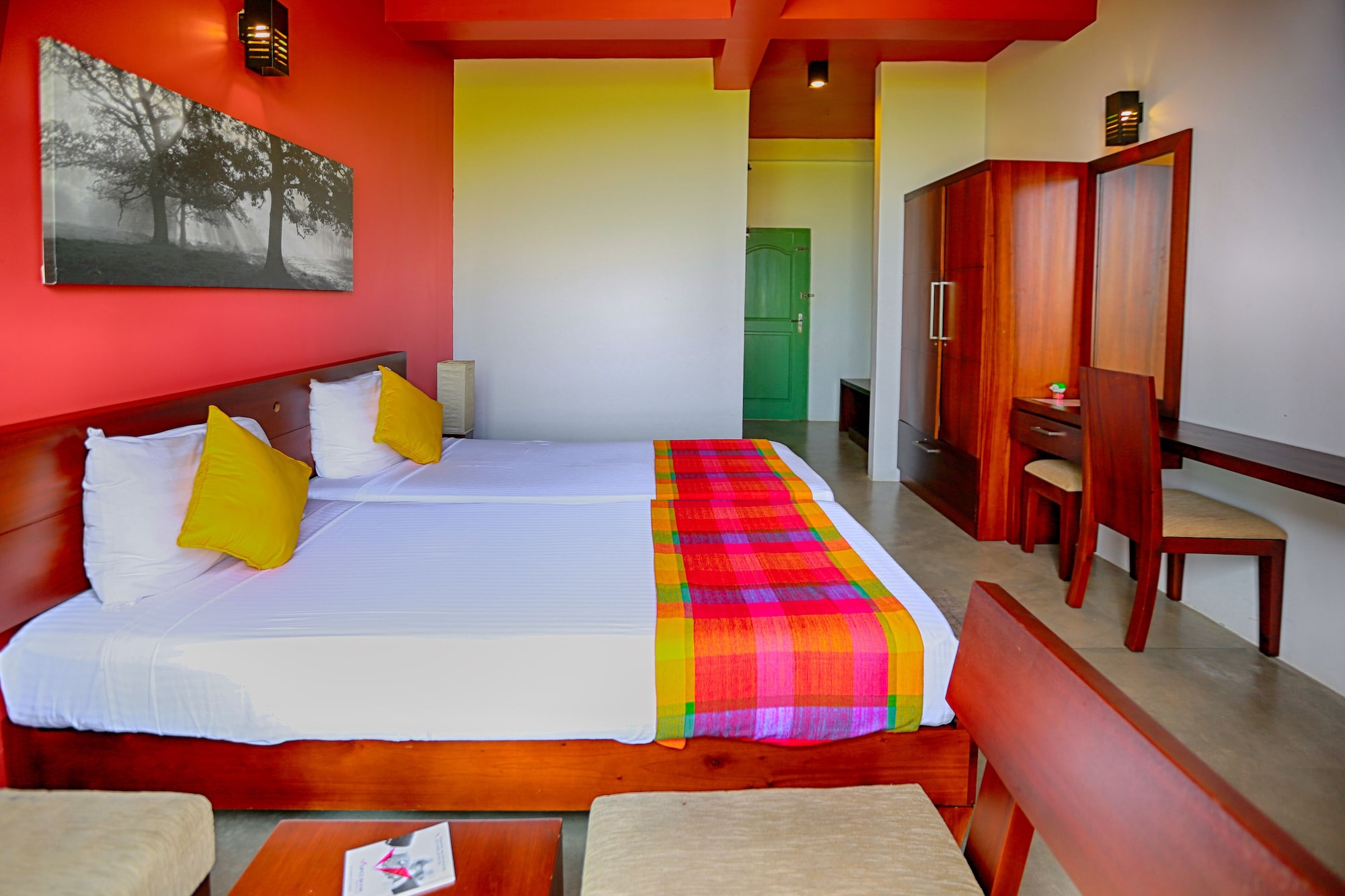 Deluxe, Triple, 1 King and 1 Single Beds, Hill View