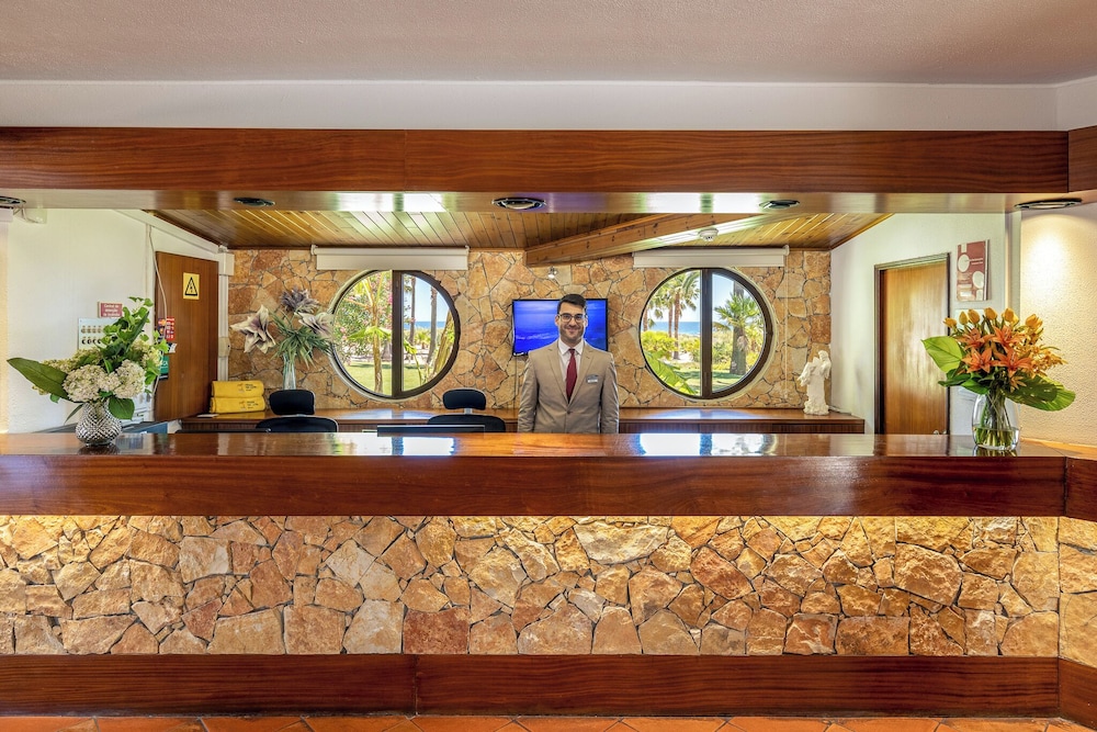 Praia Da Lota Resort Apartments 19/85