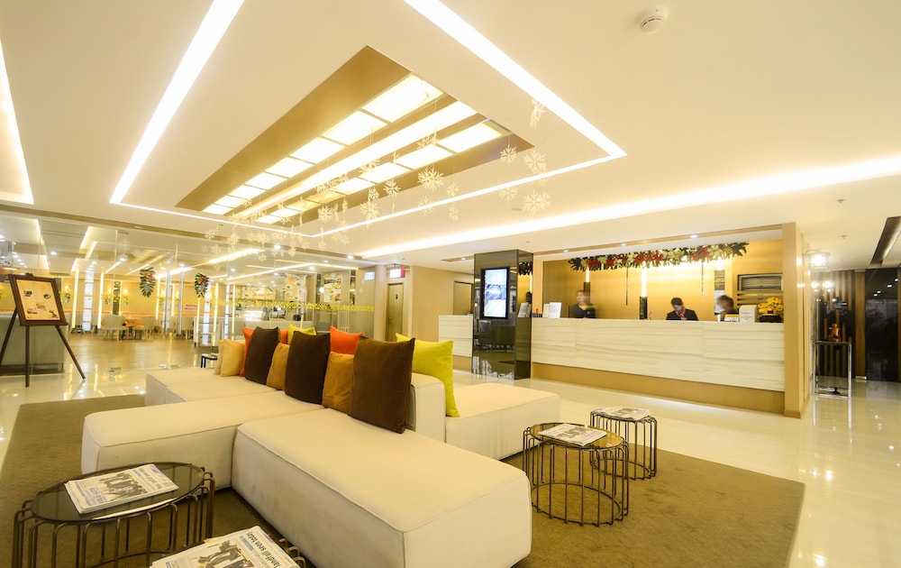 Extremeli Suites 8/65