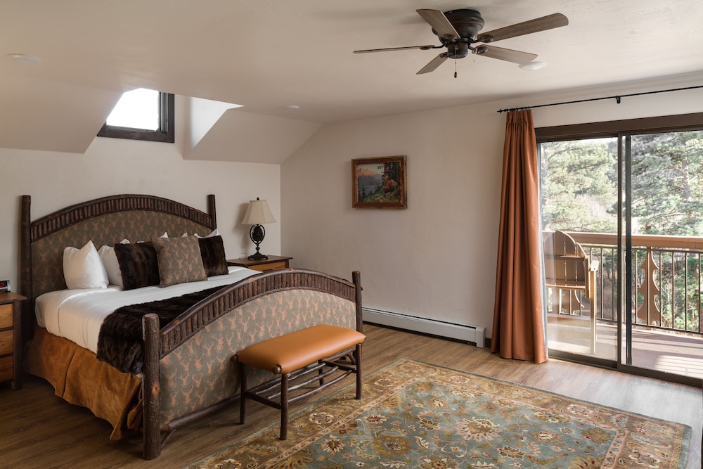 The Landing at Estes Park - Riverside Retreat 46/77