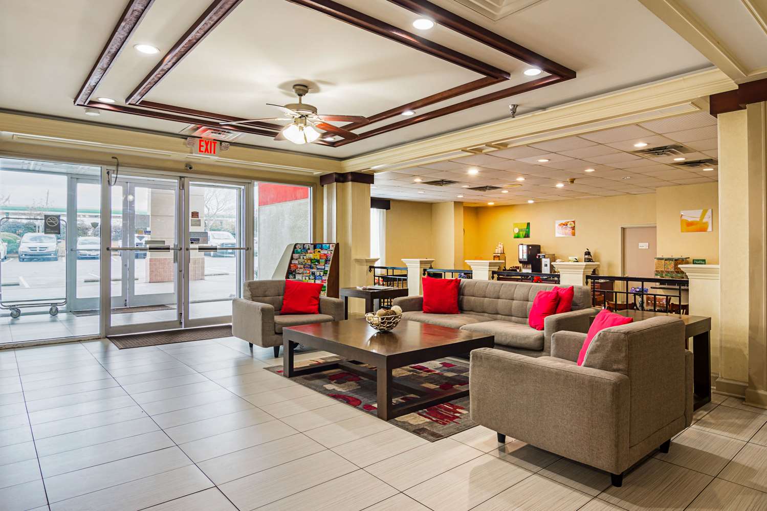 Quality Suites Atlanta Airport East GA 23/43