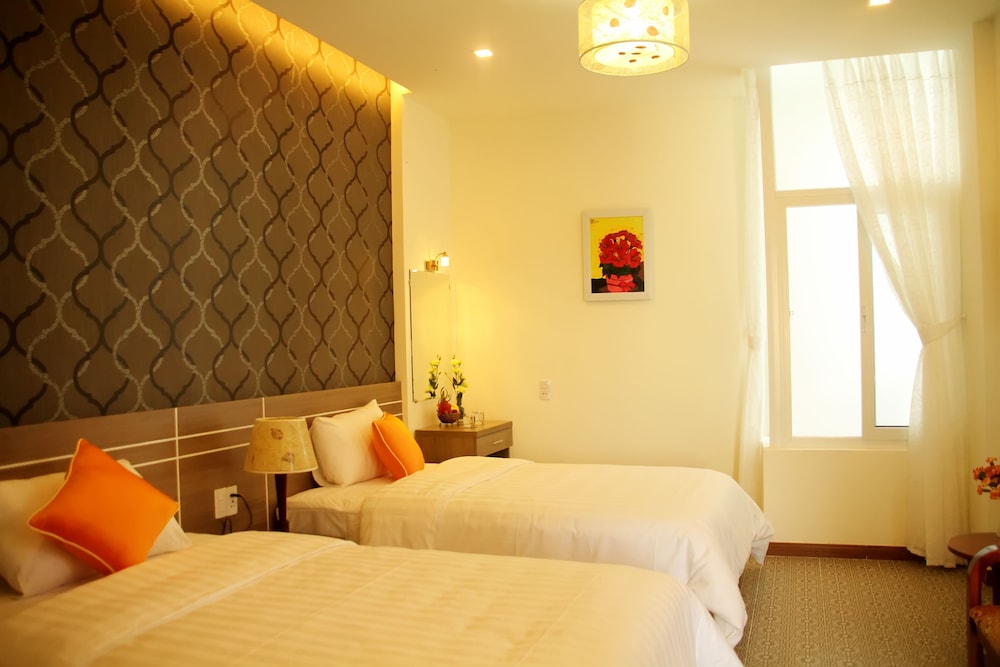 Flora Hotel Hue 29/75
