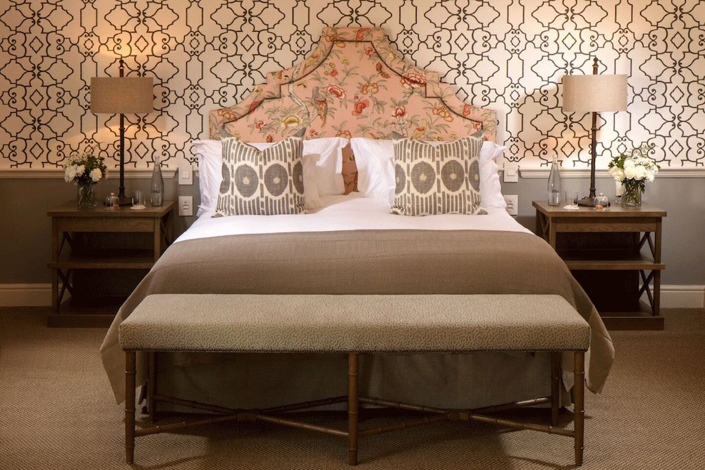 Four Quarter, Superior, Suite, King Bed