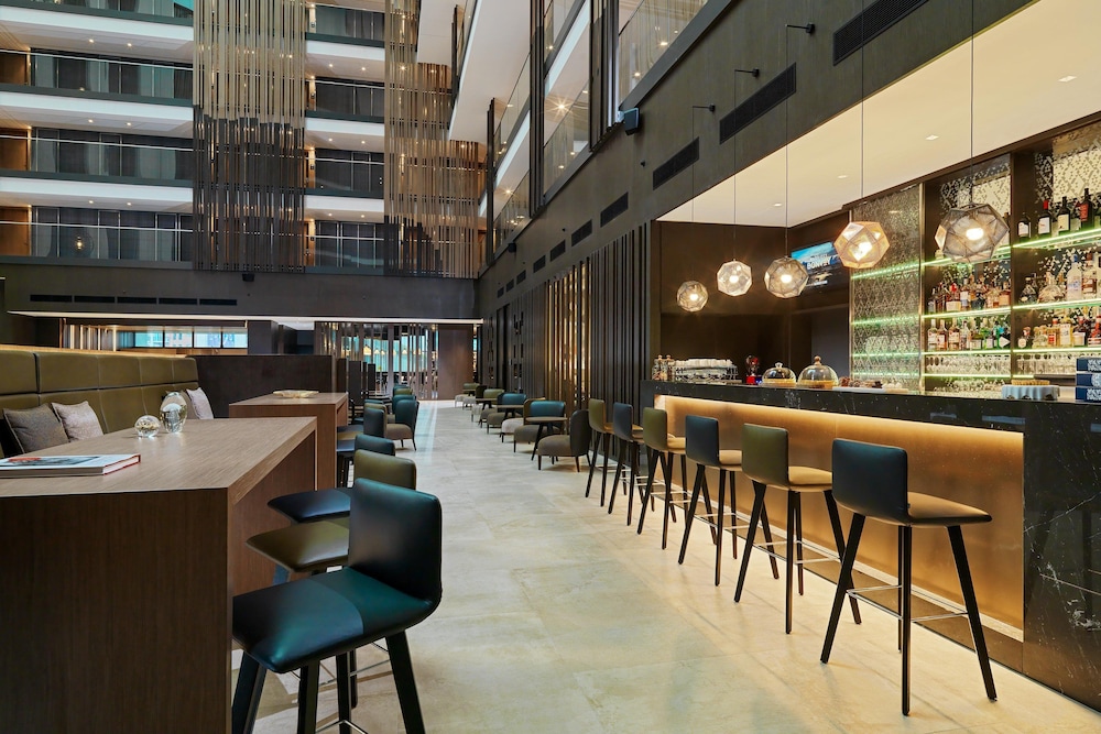 Sheraton Grand Tbilisi Metechi Palace 73/88