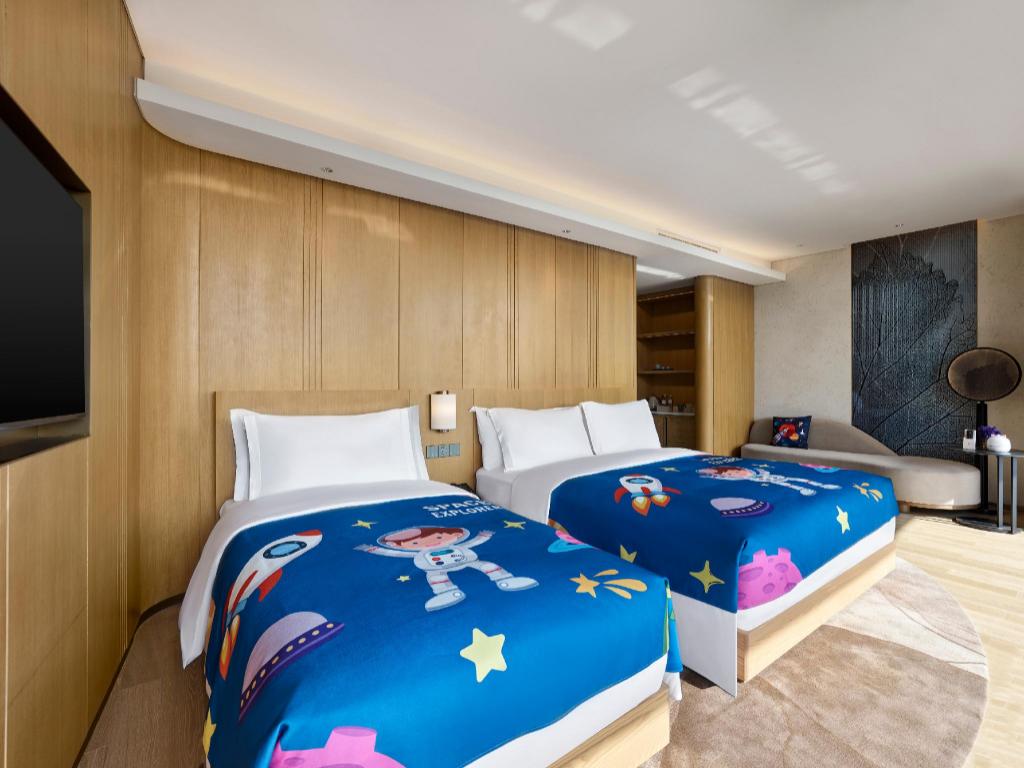 Super, Family, Twin Beds