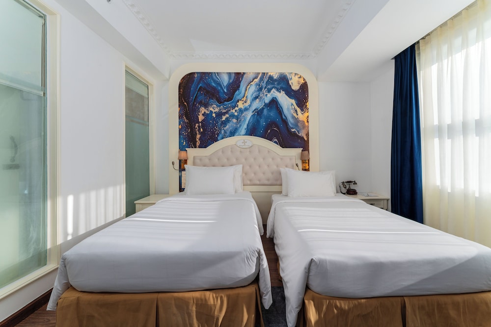 SUPERIOR, TWIN BEDS