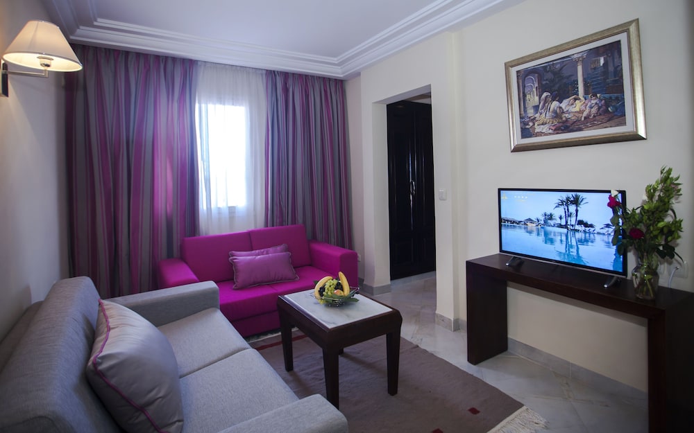 Itropika Beach 40/67