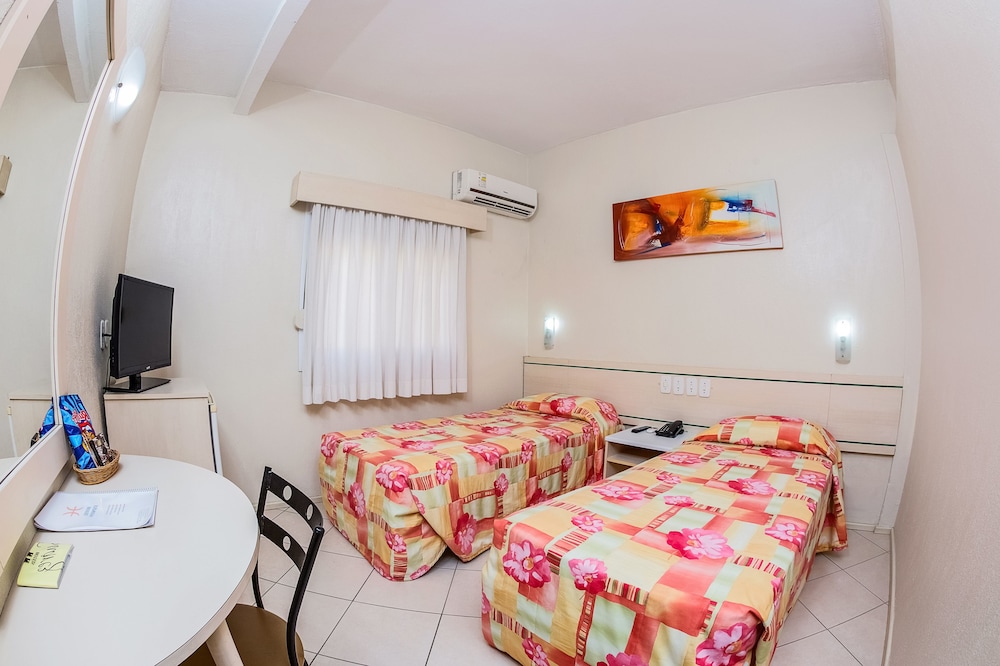 Hotel Express Canoas 37/53