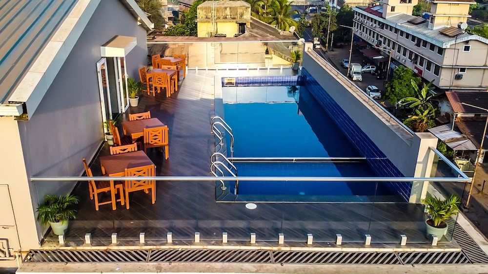 Cosmique Clarks Inn Suites Goa 31/48