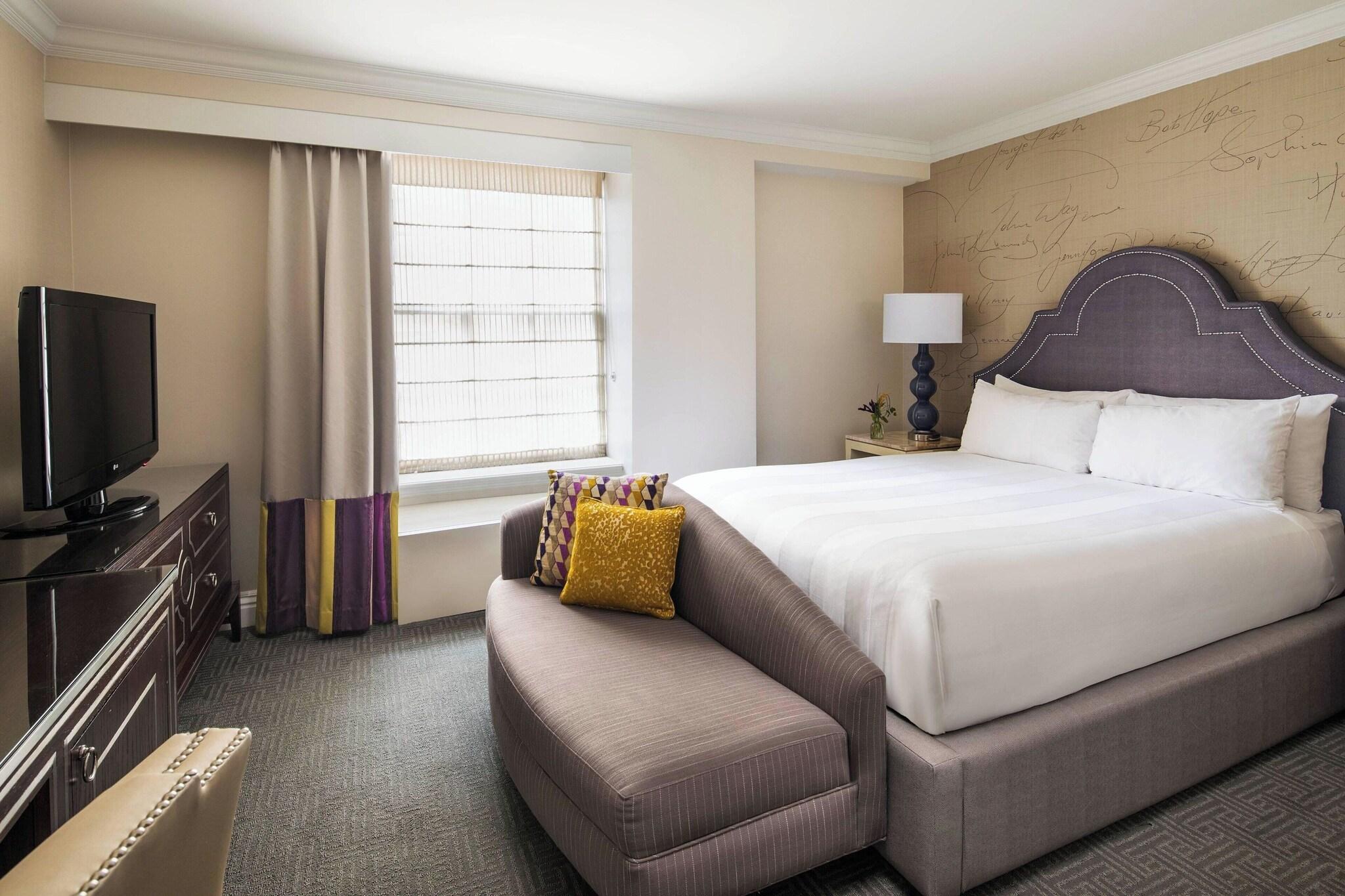 Boutique, Queen Bed
