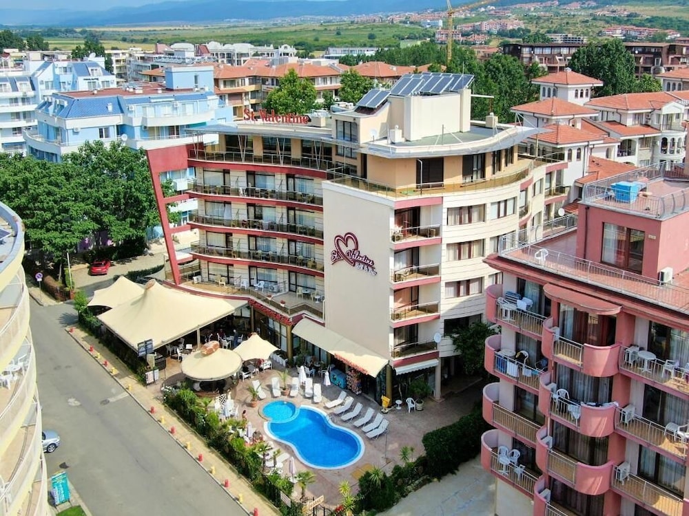 Saint Valentine Hotel 5/43