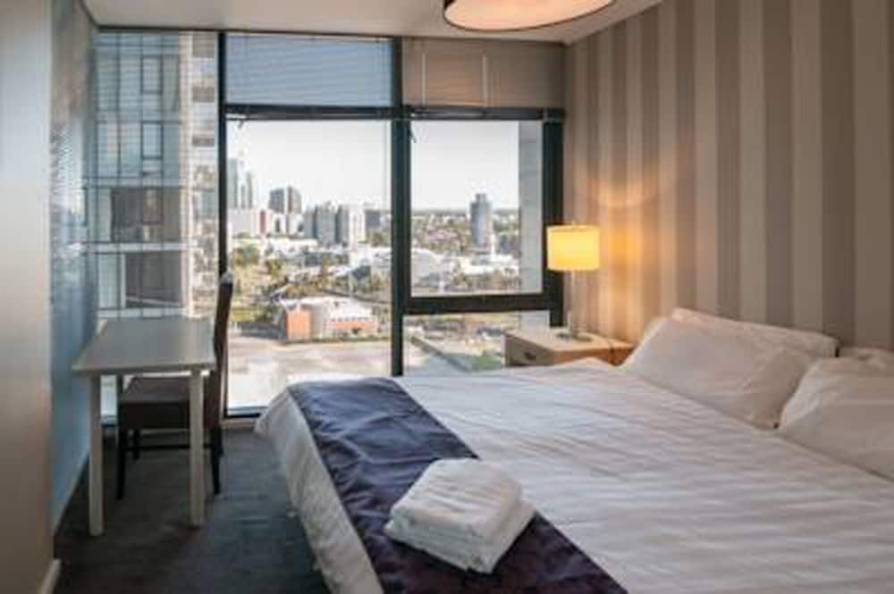 Nook Melbourne 173 City Road 27/71