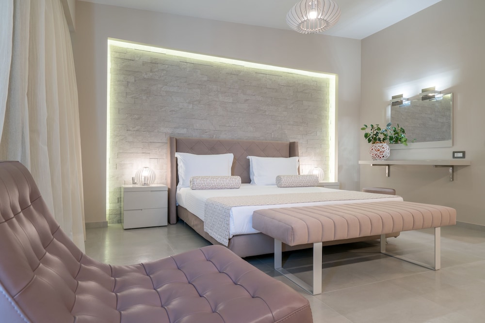 EXECUTIVE, DOUBLE BED
