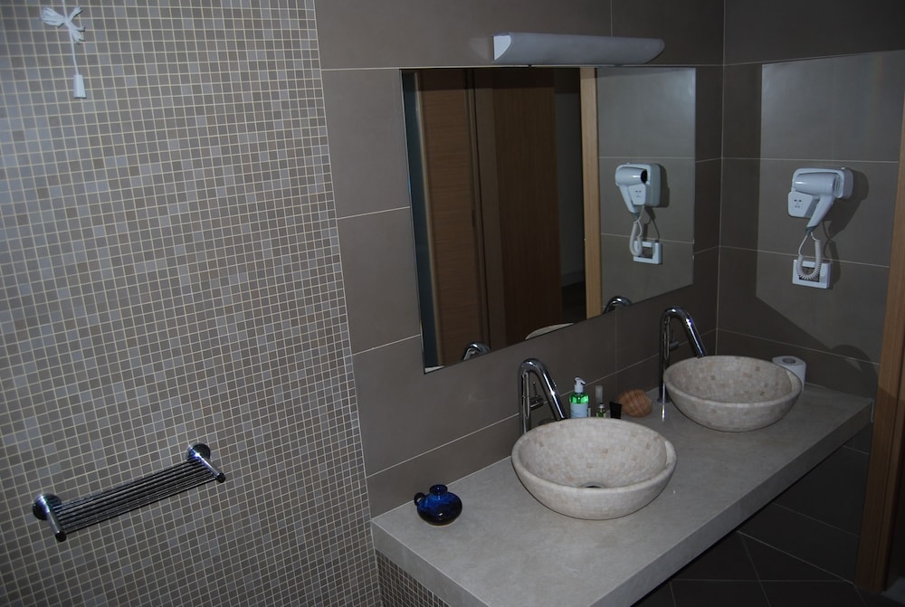 Dali Luxury Rooms 49/50