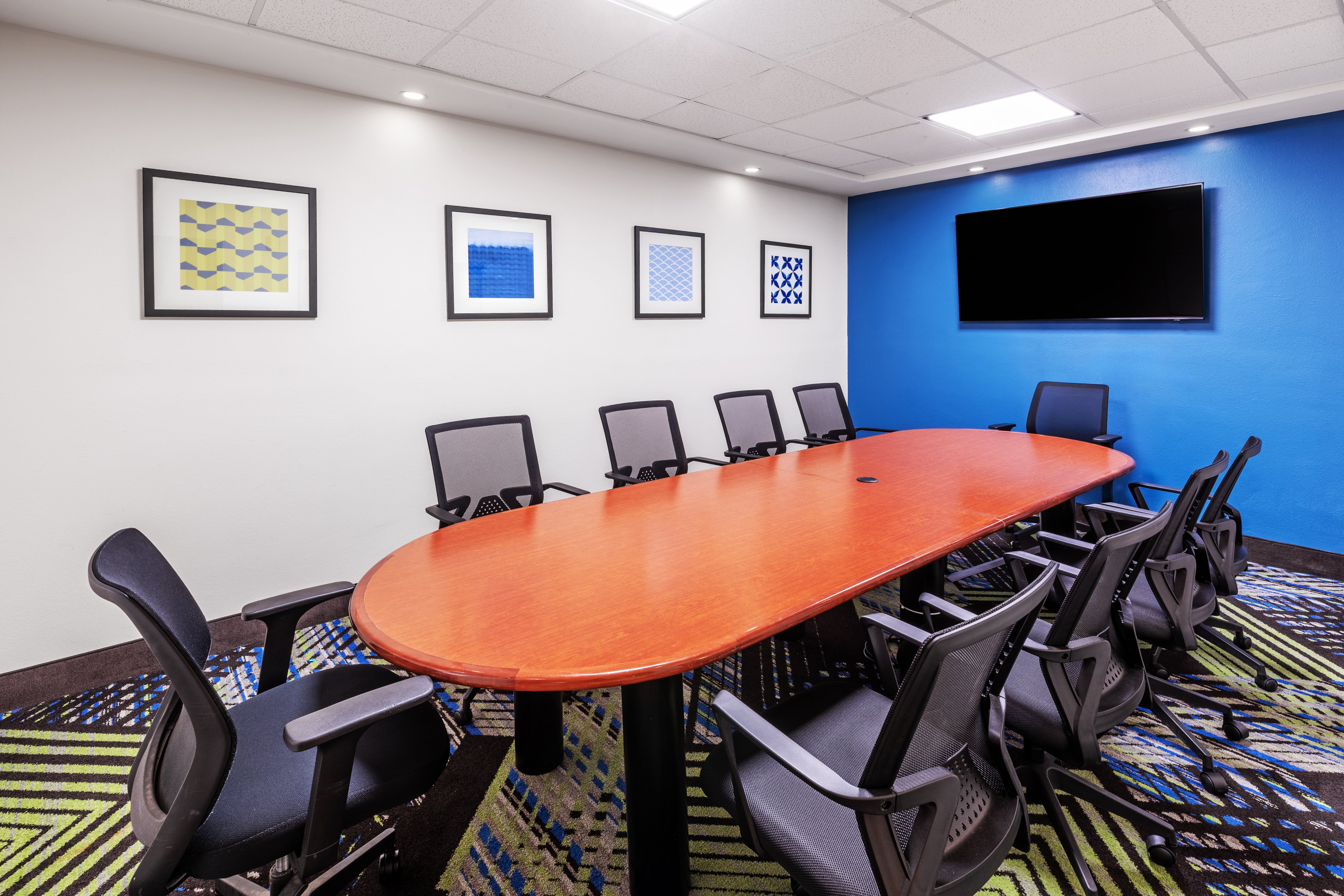 Holiday Inn Express Hotel And Suites Laredo Event Center Area 55/63