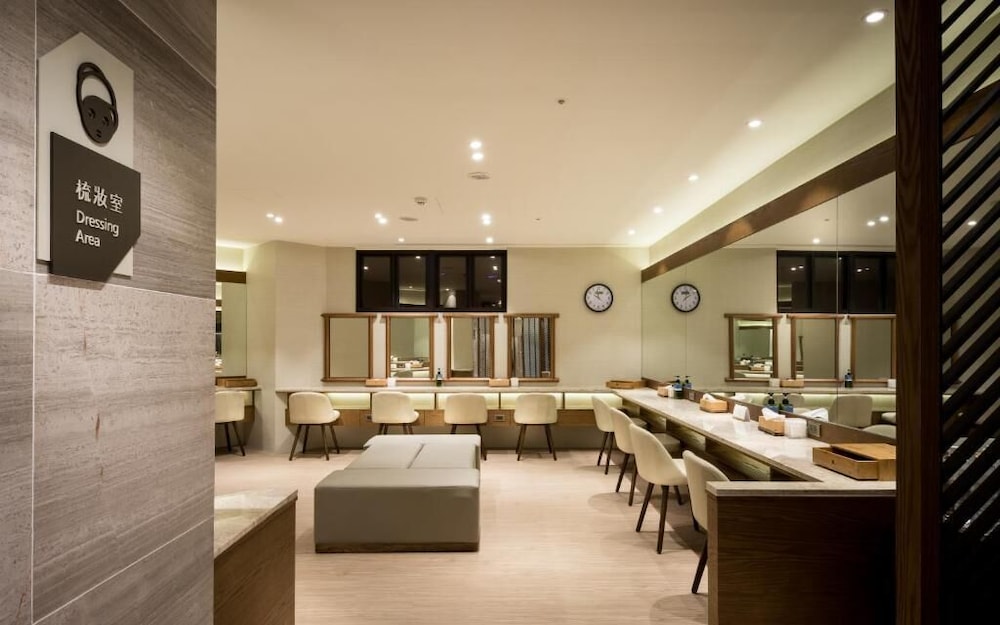 Cuncyue Hot Spring Resort 47/60