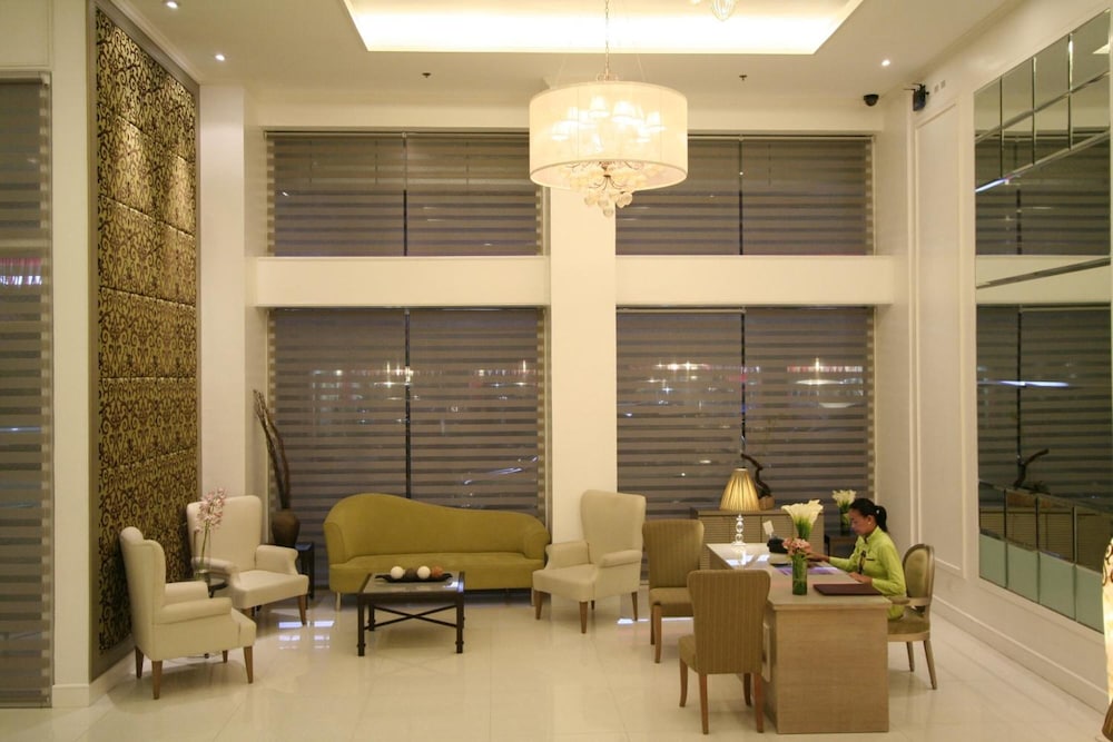 Hotel St. Ellis 47/64