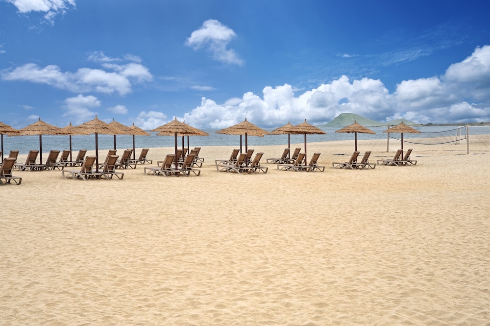 Melia Llana Beach Resort Spa 33/50