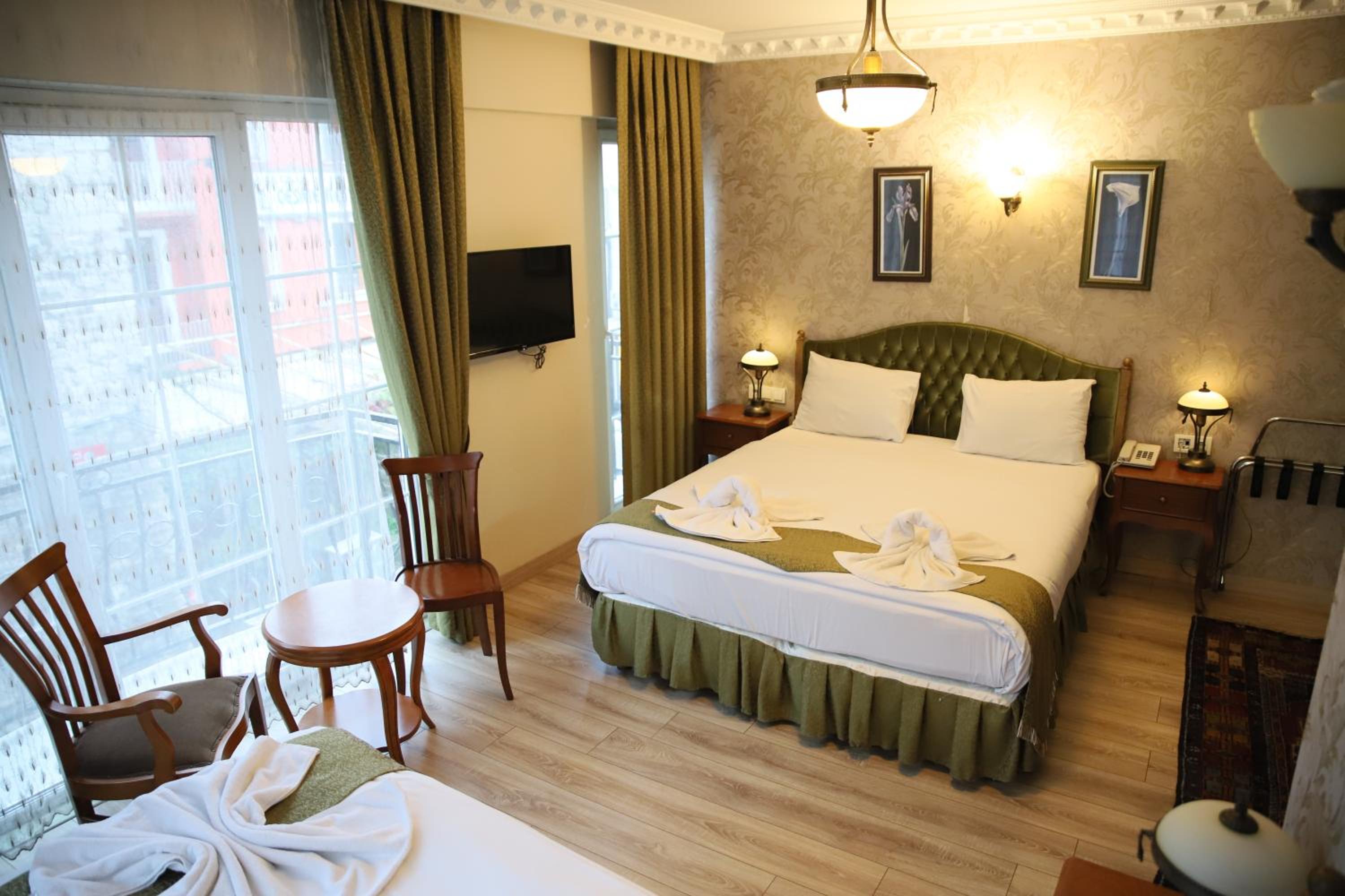 غرفة عائلية، Basileus Hotel 2/10