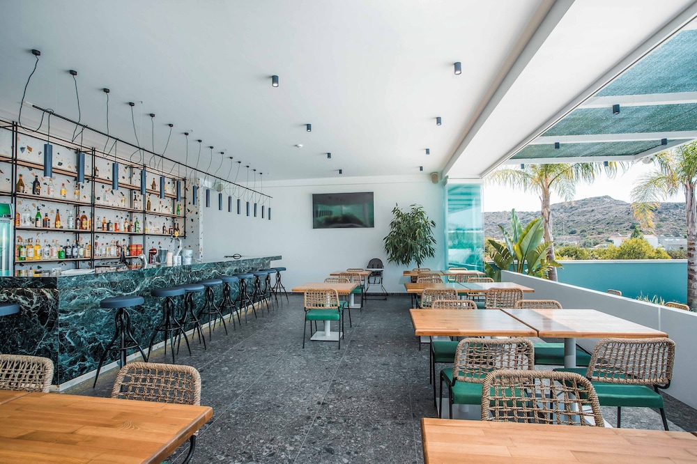 Mazoren Art Hotel 41/60