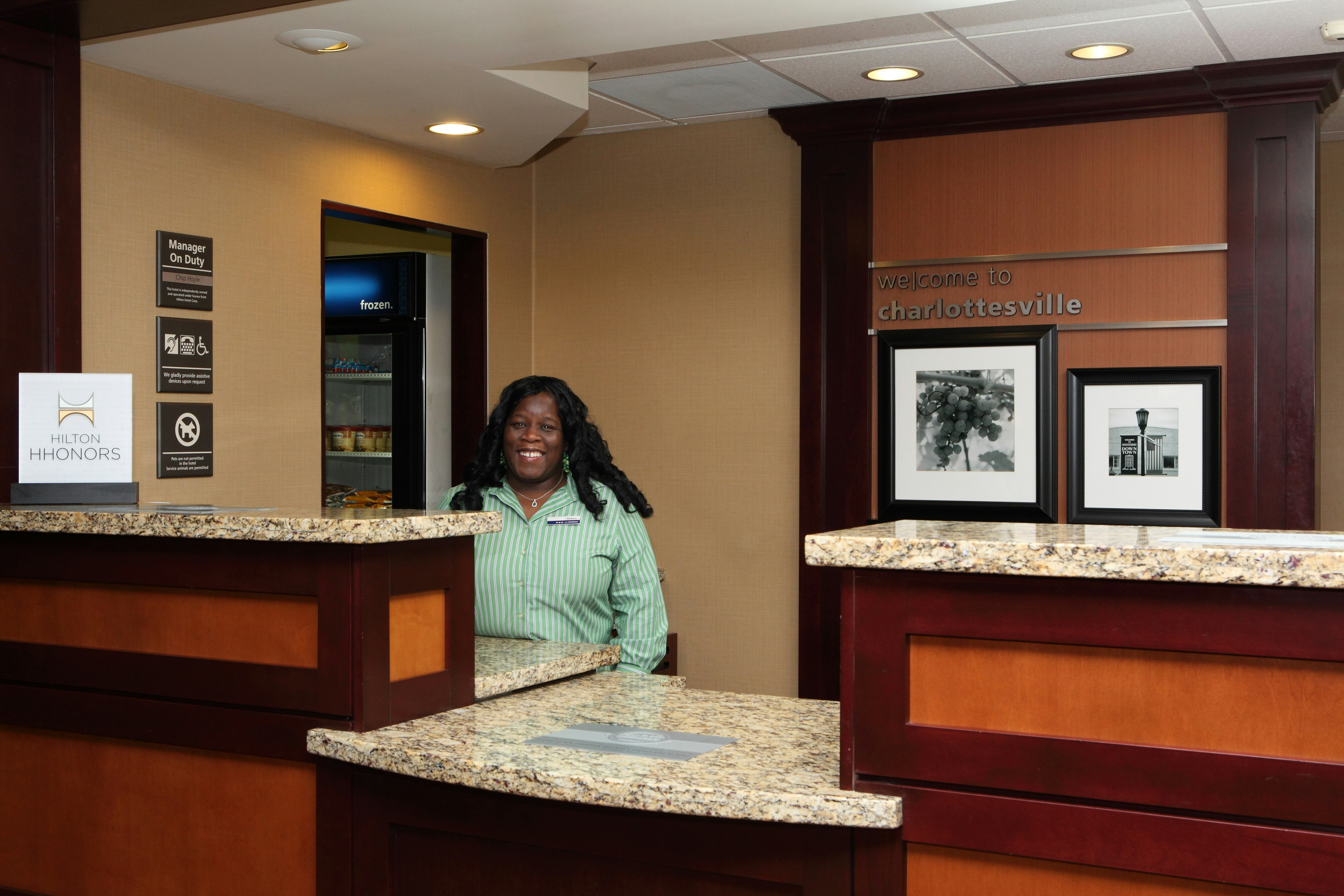 Hampton Inn & Suites Charlottesville-At the University 7/50