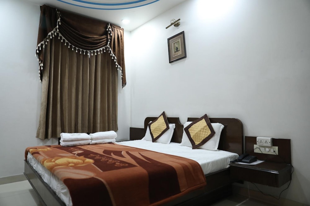 HOTEL HERITAGE INN 23/58