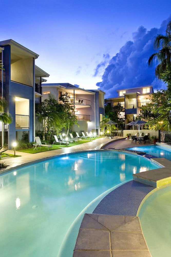 VERANO RESORT 1/50