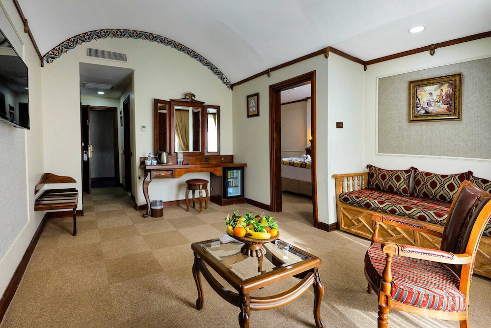 El Ruha Hotel 32/50