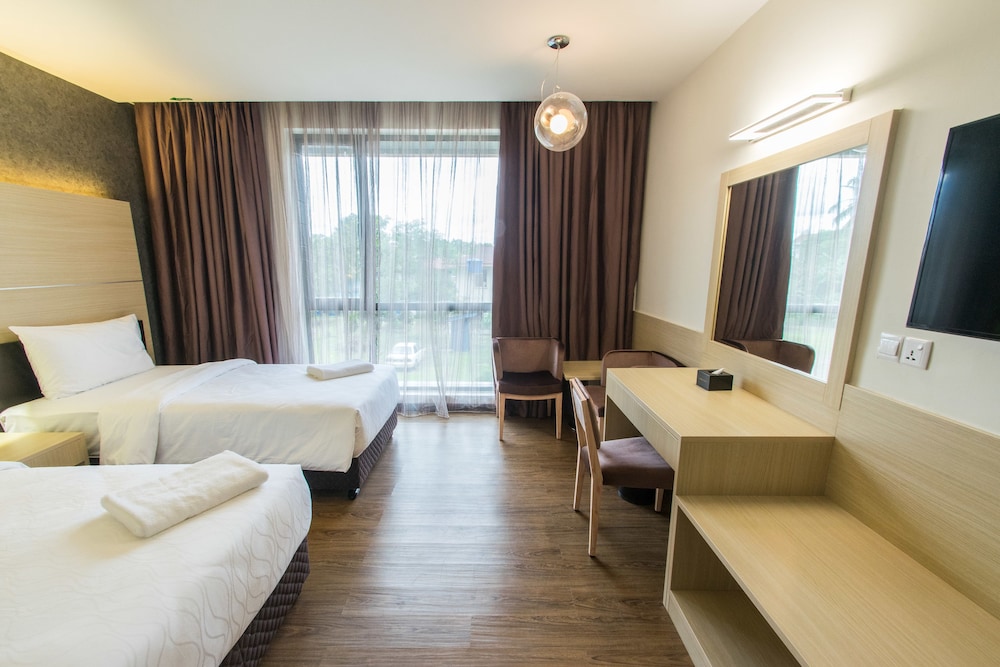 Hotel Labuan Point 33/45