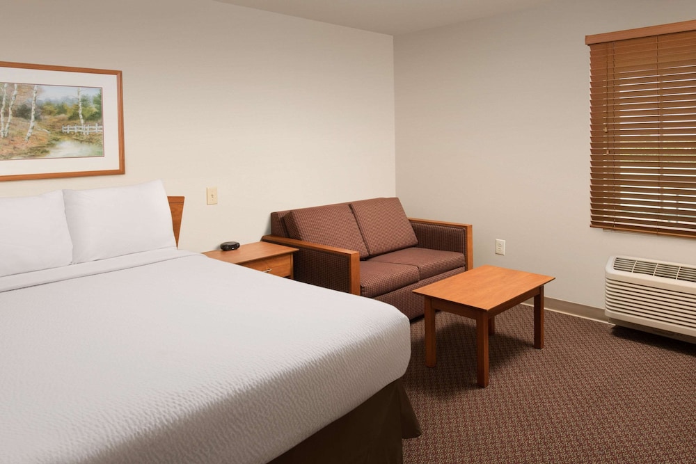 WoodSpring Suites Columbia Fort Jackson 5/23