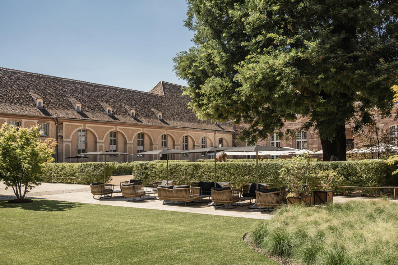 Hotel Les Haras 41/50