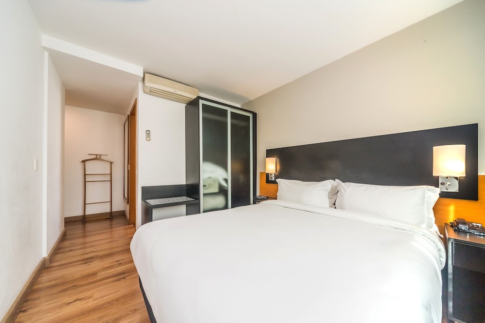 Paraiso Suites by Charlie 10/49