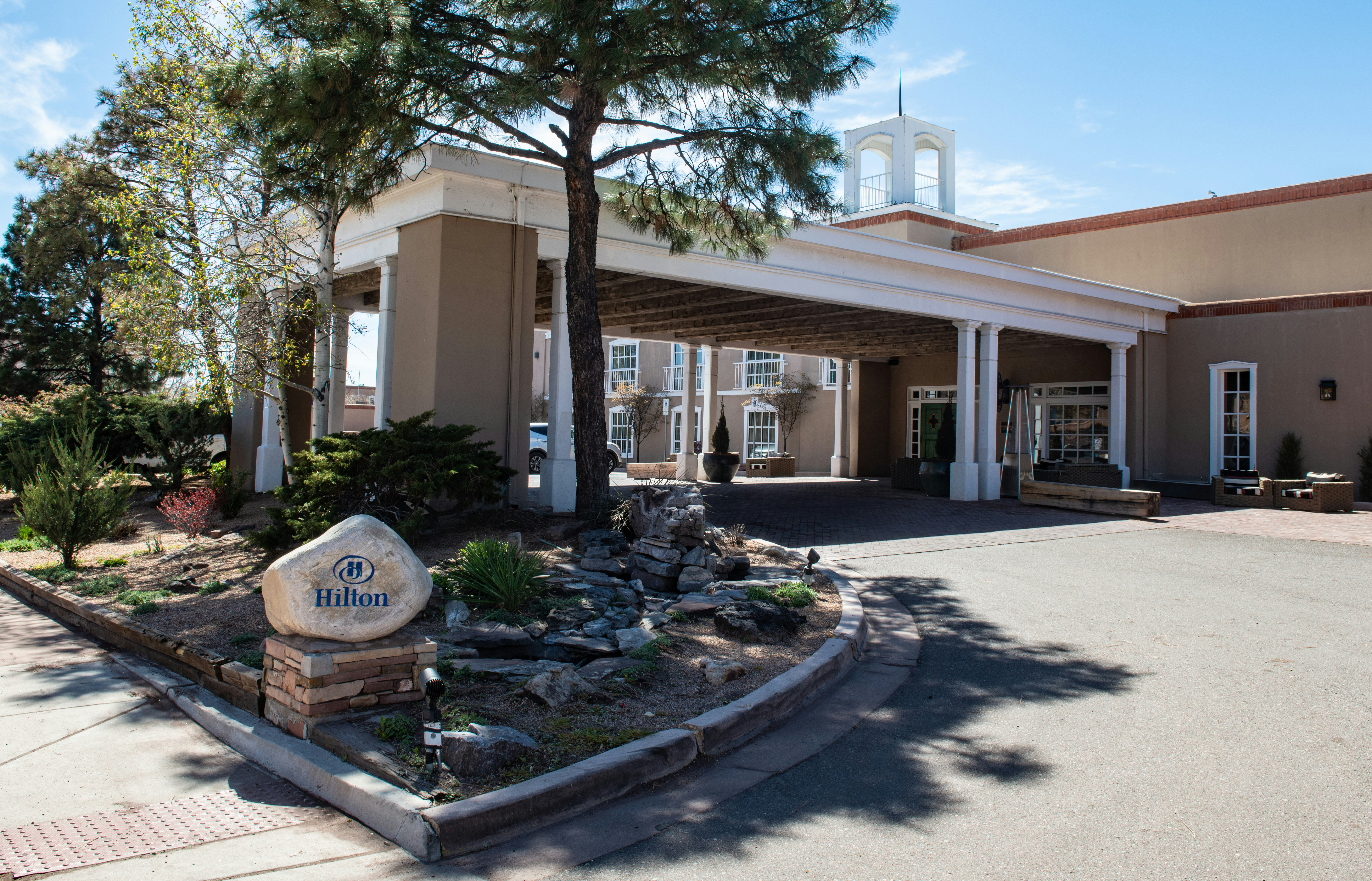 HILTON SANTA FE HISTORIC PLAZA 65/70