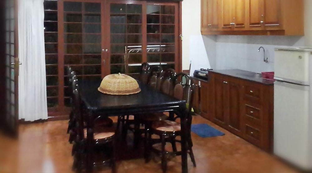 Villa Kota Bunga Ade 40/50