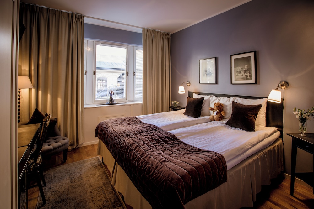 PREMIUM, TWIN BEDS