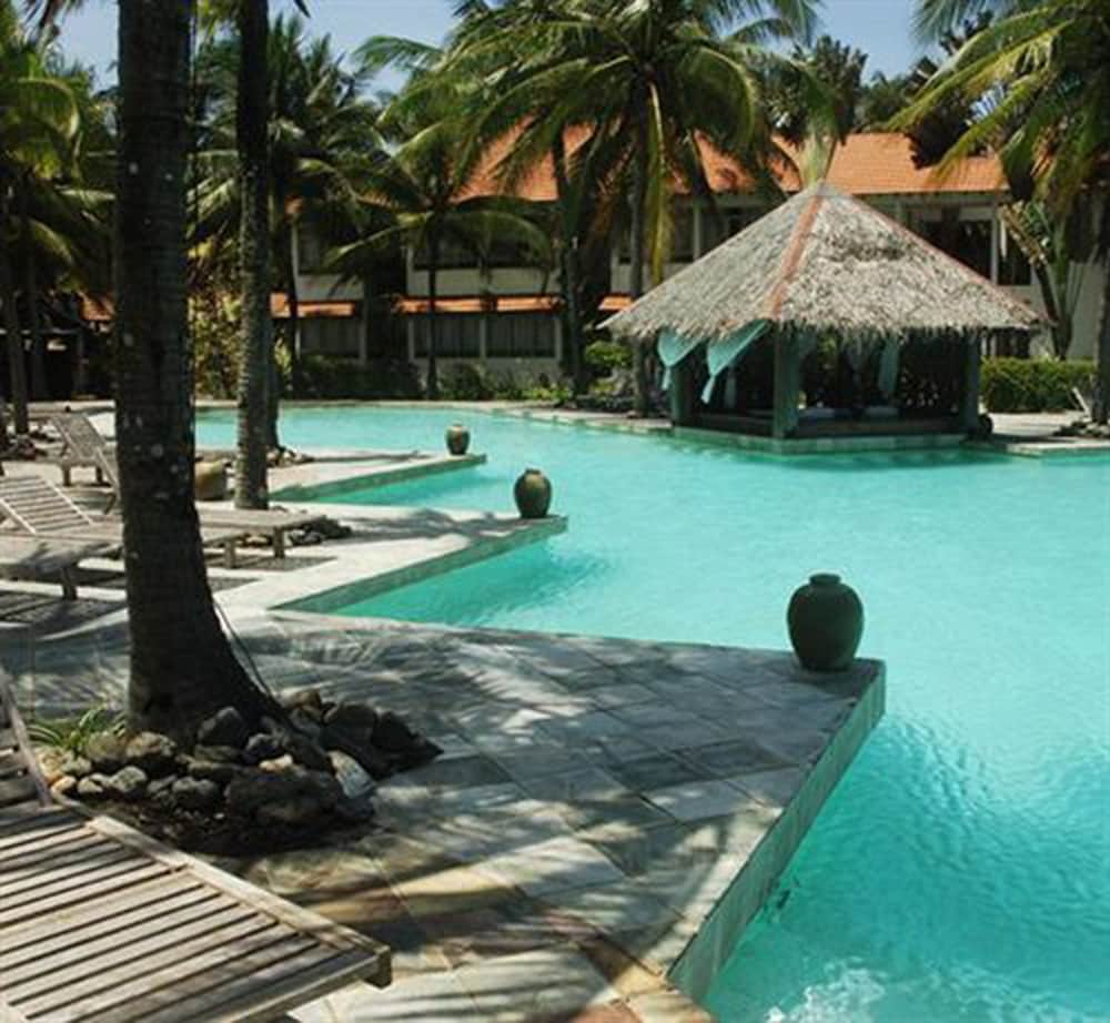 Sutra Beach Resort Spa 27/53