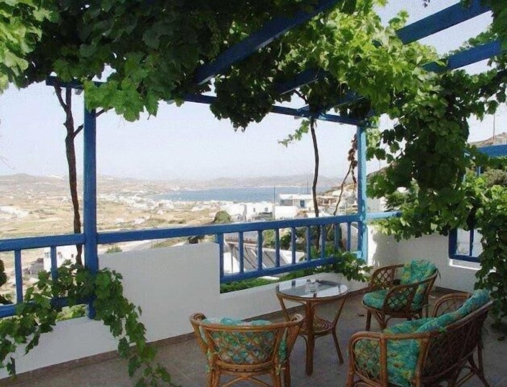 Hotel Agnanti 18/24