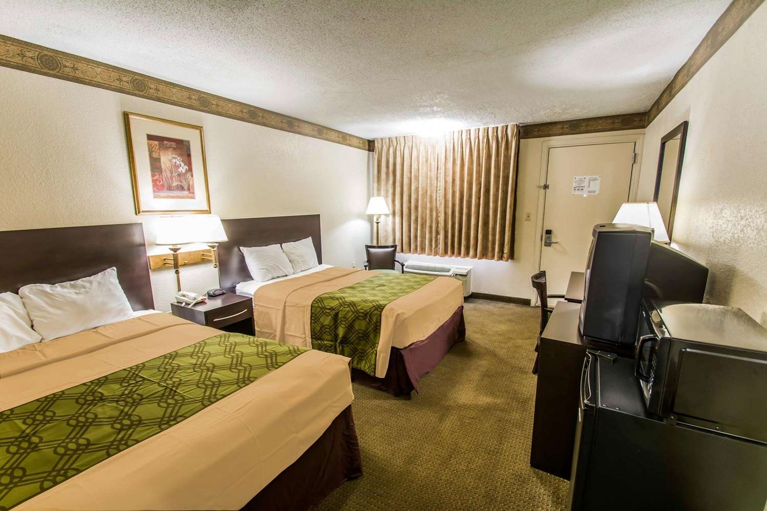 ROOM, 2 DOUBLE BEDS