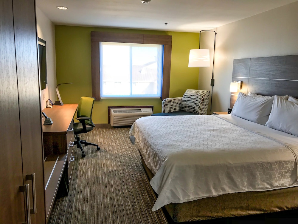 Holiday Inn Express Hotel And Suites Lubbock West 20/57