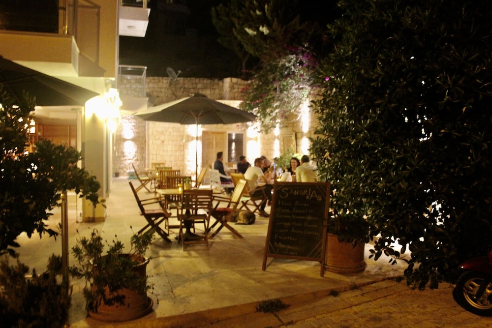Saylam Suites 47/66
