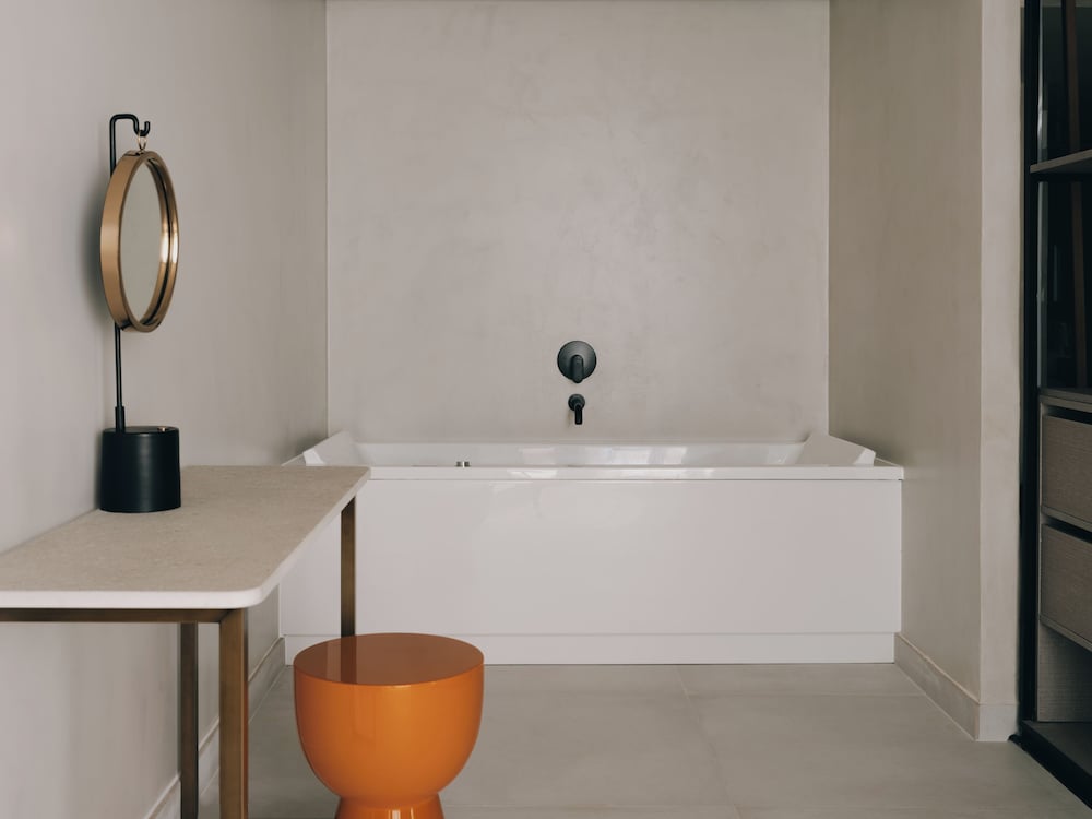 Mondrian Ibiza 7/73