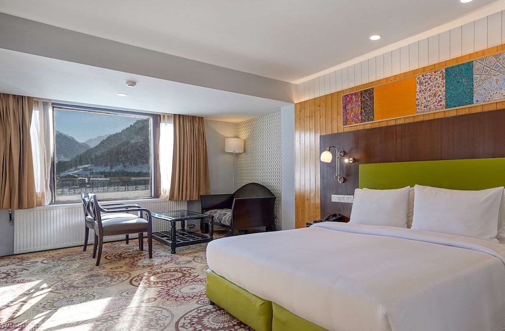 Country Inn & Suites by Radisson, Sonamarg 7/50