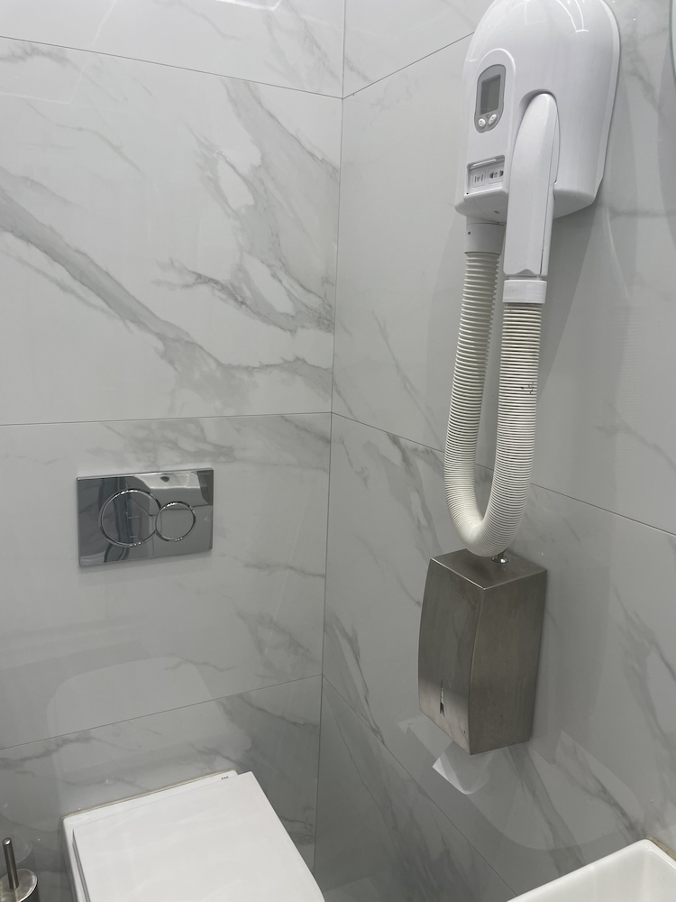 Park Avenue Hotel 30/61