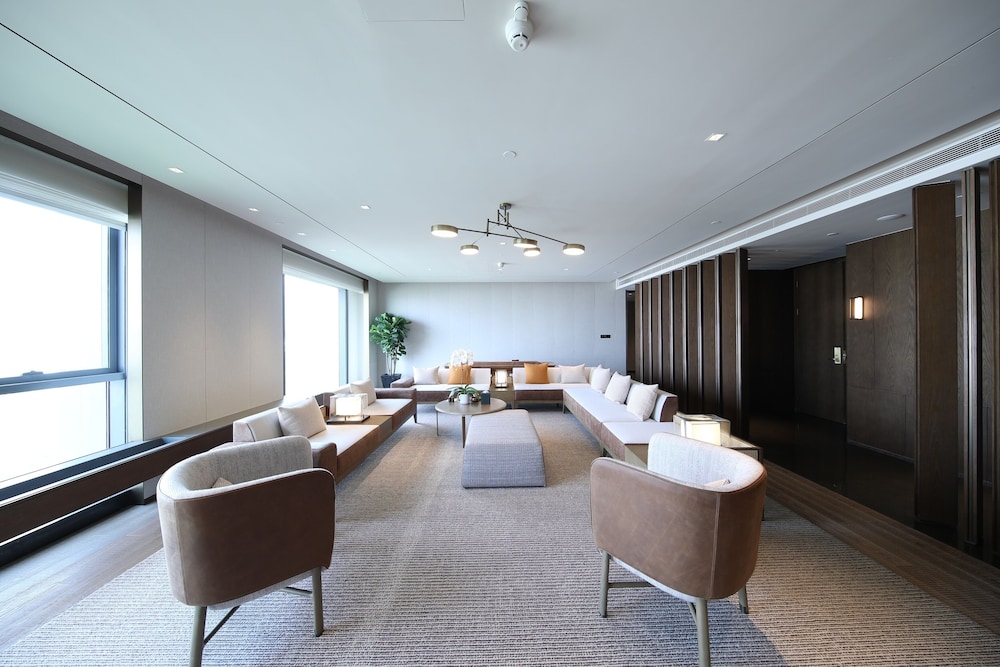 Joyze Hotel Xiamen Curio Collection By Hilton 33/38