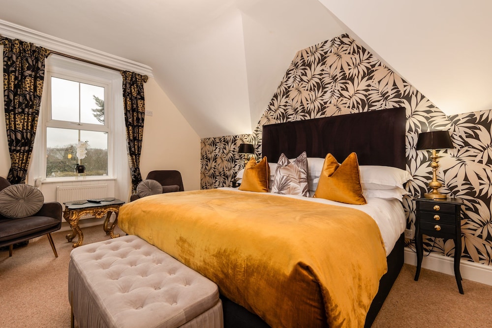 Wheatlands Lodge Bed Breakfast 10/65