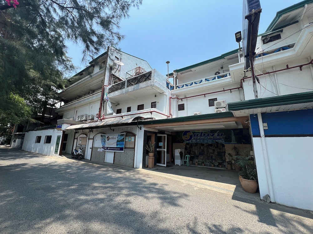 Subiza Beach Resort 1/48