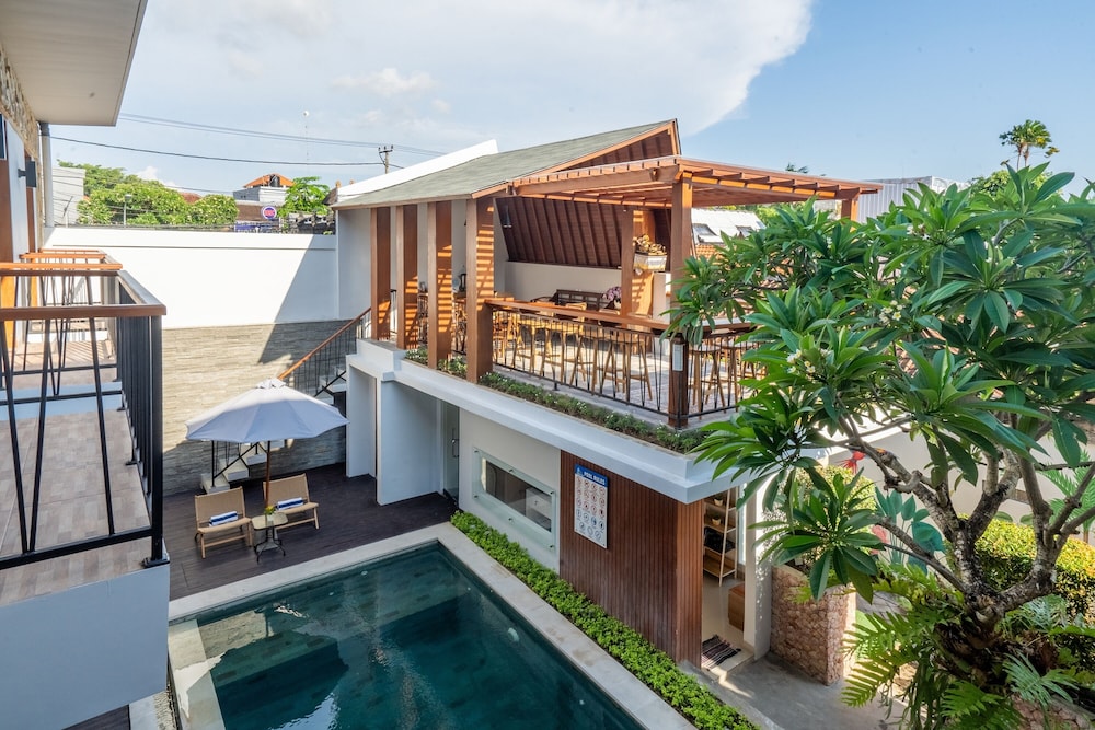 Mahesa Home Seminyak 3/50